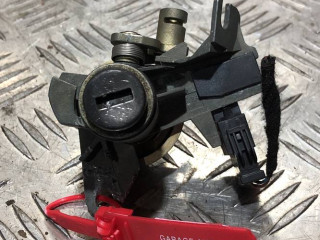 замок багажника Audi A4 B6 2003, 1.9 л., AVF, дизель, АКПП, синий, универсал