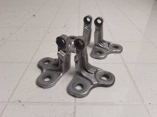 петля двери Land Rover Range Rover Sport 2 поколение [рестайлинг] 2020, 3.0 л., 306DT, дизель, АКПП, rhodium silver (1ac), внедорожник 5 дв., полный привод, правый руль, LR036575