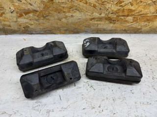 опора под домкрат (поддомкратная подушка) Mercedes-Benz GLA-Класс X156 2016, A0029989150