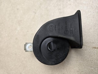 сигнал (клаксон) Fiat 124 Spider 1 поколение 2020, 1.4 л., АКПП, красный, кабриолет, задний привод, KUG-70A