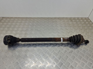 полуось передняя правая (приводной вал, ШРУС) Volkswagen Passat B6 2007, 1.9 л., TD, дизель, МКПП, передний привод