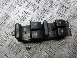 блок управления стеклоподъемниками Skoda Octavia 1 поколение [рестайлинг] 2002, 1.8 л., бензин, МКПП, универсал, 1J4959857A