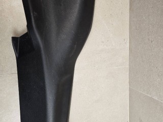 Обшивка багажника прав. Land Rover Range Rover Evoque L551 2020, 2.0 л., бензин, АКПП, белый, внедорожник 5 дв., полный привод, правый руль, LR135124