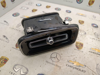 дефлектор обдува салона Volvo XC40 1 поколение [рестайлинг] 2024, 2.0 л., бензин, 31442626