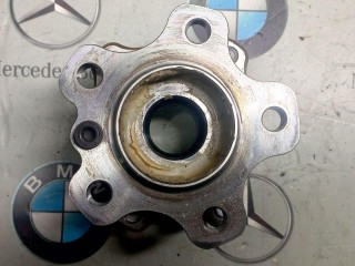 ступица передняя BMW 2023, 2.0 л., бензин, 416, 6871193