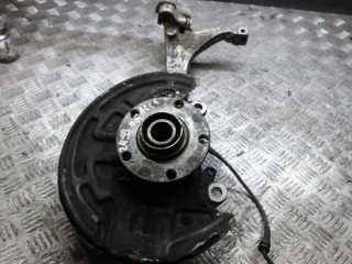 ступица передняя левая Audi A6 C5 [рестайлинг] 2004, 3.0 л., бензин, АКПП, универсал