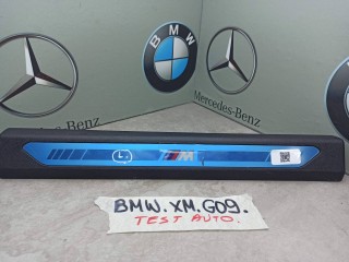 накладка на порог внутренняя BMW XM G09 2023, 4.4 л., бензин, c5y, 7434239