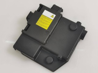 крышка клеммы аккумулятора Maserati Levante 1 поколение 2017, 3.0 л., A630HP, дизель, АКПП, blue, внедорожник 5 дв., полный привод, правый руль, 675000498