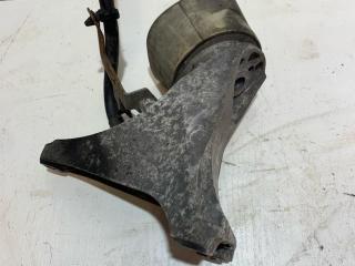 кронштейн двигателя Audi Q7 4L 2007, 4.2 л., BAR, бензин, АКПП, 6y / z7s, внедорожник 5 дв., полный привод, 7L8199308A