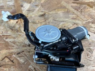 замок багажника Lexus NX 1 поколение [рестайлинг] 2020, 2.5 л., гибрид, красный, полный привод, правый руль, 41231010130