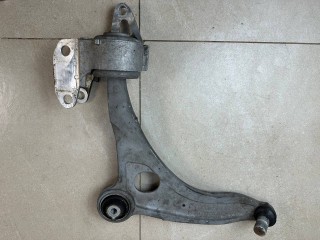 рычаг передний левый Land Rover Range Rover Evoque L551 2020, 2.0 л., бензин, АКПП, белый, внедорожник 5 дв., полный привод, правый руль, K8D23A053BA