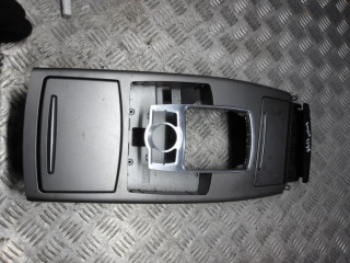 пепельница Audi A6 4F/C6 2007, 2.7 л., дизель, АКПП, универсал, 4F1864261