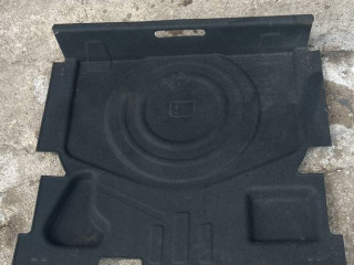 пол багажника Chevrolet Equinox 3 поколение 2019, 1.5 л., бензин, АКПП, внедорожник 5 дв.