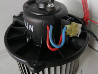 моторчик печки Mitsubishi Space Star 1 поколение 2001, 1.6 л., 4G18, бензин, 5МКПП, минивэн