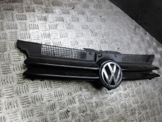 решетка радиатора Volkswagen Golf 3 поколение 2000, 1.6 л., бензин, МКПП, хетчбэк 5 дв., 1J0853655C