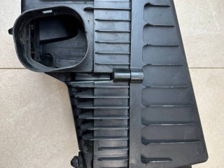 корпус воздушного фильтра Alfa Romeo 2021, 2.1 л., дизель, АКПП, чёрный, внедорожник 5 дв., полный привод, 50548515