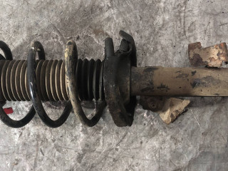 стойка передняя правая Mazda 5 CR 2006, 2.0 л., бензин, 5МКПП, серебро, минивэн