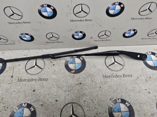 щеткодержатель (поводок стеклоочистителя, дворник) BMW 2023, 3.0 л., бензин, c4p, полный привод, 5A59A89