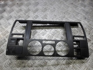 рамка под магнитолу Volkswagen Transporter T5 2004, 1.9 л., дизель, МКПП, микроавтобус, 7H0857237E
