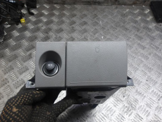 подстаканник Volkswagen Transporter T5 2007, 2.5 л., дизель, МКПП, микроавтобус, 7H1858601