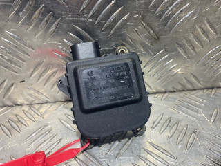 моторчик заслонки печки Volkswagen Passat B5 1999, 1.6 л., ANA, бензин, 5МКПП, мышка, универсал, 8D1820511B