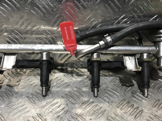 форсунка Volkswagen Passat B5 [рестайлинг] 2002, 2.0 л., бензин, МКПП, универсал, 06B133551T