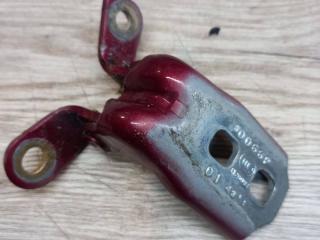 петля двери Chevrolet Cruze 2 поколение 2018, 1.4 л., бензин, 13583618