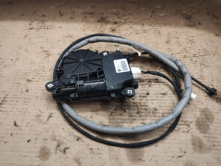 активатор замка багажника BMW 7 серия F01/F02 2011, 4.4 л., N63 B44 A, бензин, АКПП, черный, 7191213