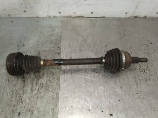 полуось передняя левая (приводной вал, ШРУС) Volkswagen Golf 4 поколение 1999, 1.4 л., бензин, 5МКПП