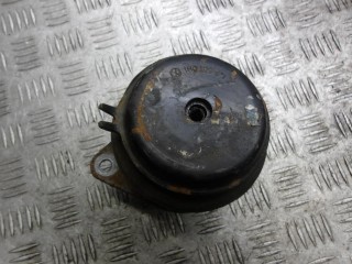 подушка крепления двигателя Volkswagen Golf 1 поколение 1992, 1H0199611