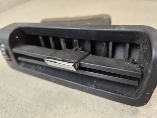 дефлектор обдува салона Maserati Quattroporte 6 поколение [рестайлинг] 2019, 3.0 л., бензин, АКПП, чёрный, седан, задний привод, 670010719