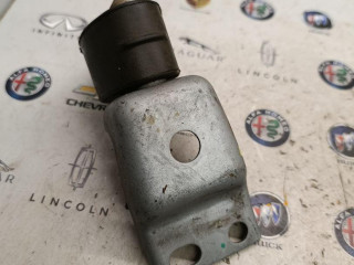 кронштейн глушителя Volvo XC40 1 поколение [рестайлинг] 2024, 2.0 л., бензин, 31452075