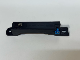 антенна Mercedes-Benz E-Класс W213/S213/C238/A238 2019, A1679050901