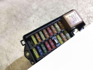 блок предохранителей Jaguar XJ 2 поколение [рестайлинг] 1997, LNA2800FB