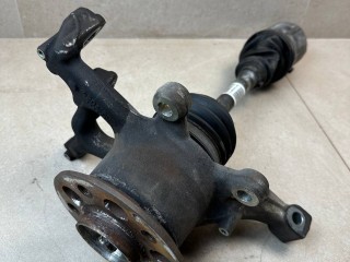 кулак поворотный правый Mercedes-Benz GLK-Класс X204 [рестайлинг] 2014, 2.2 л., дизель, АКПП, белый, внедорожник 5 дв., полный привод, A2043323001, A2043301600