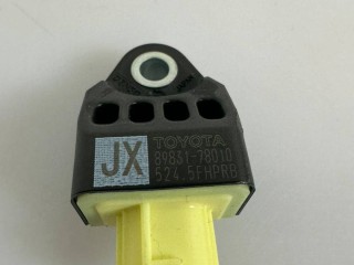 датчик удара Mercedes-Benz CLS-Класс C218 [рестайлинг] 2016, 3.0 л., OM 642.852, дизель, АКПП, белый 799, седан, задний привод, правый руль, 89831-78010