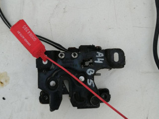 замок капота Audi A4 B5 [рестайлинг] 2001, 1.8 л., APT, бензин, мышка, седан