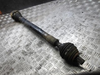 полуось передняя правая (приводной вал, ШРУС) Volkswagen Golf 6 поколение 2011