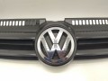 решетка радиатора Volkswagen Golf 5 поколение 2007, 5M0853651A, 5M0853653 - фото №5