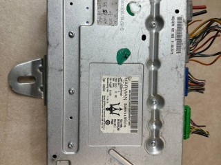 усилитель музыкальный Maserati Levante 1 поколение 2017, 3.0 л., бензин, АКПП, белый, внедорожник 5 дв., полный привод, 6700392390