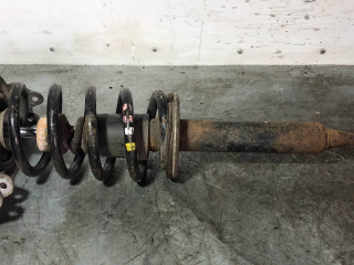 стойка передняя левая Audi A4 B6 2001, 1.9 л., AWX, дизель, 6МКПП, серебро, универсал