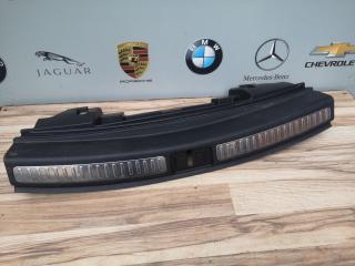 накладка внутренняя на заднюю панель кузова Porsche Macan 1 поколение 2014, 3.0 л., дизель, 95B864483F