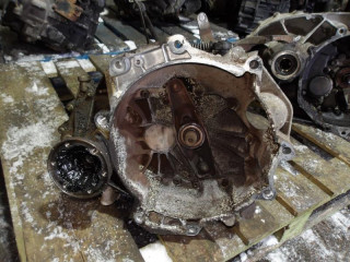 КПП механическая (МКПП) Volkswagen Golf 4 поколение 2004, 1.6 л., бензин, МКПП, HEU