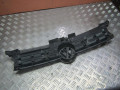 решетка радиатора Volkswagen Golf 4 поколение 2003, 1.4 л., бензин, МКПП, хетчбэк 5 дв., 1J0853651H - фото №7