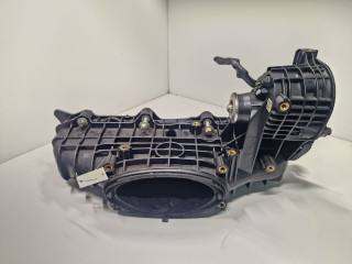 коллектор впускной Mercedes-Benz C-Класс W204/S204 2009, 2.2 л., CDi, дизель, МКПП, задний привод, A6510900037