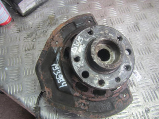 ступица передняя правая Opel Vectra B 1996