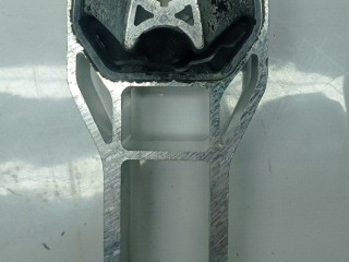 подушка крепления двигателя  2023, X0210010013