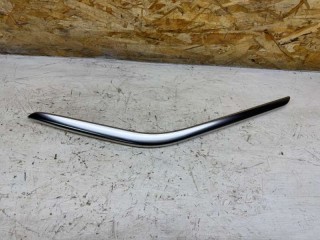 молдинг двери передней правой Mercedes-Benz GLA-Класс X156 2016, A1767201022