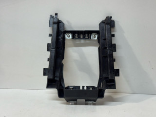 кронштейн (крепление) Porsche 2022, 2.9 л., бензин, АКПП, внедорожник 5 дв., 95B863143