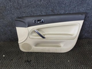 обшивка двери передняя правая Volkswagen Passat B5 [рестайлинг] 2004, 1.6 л., бензин, МКПП, седан